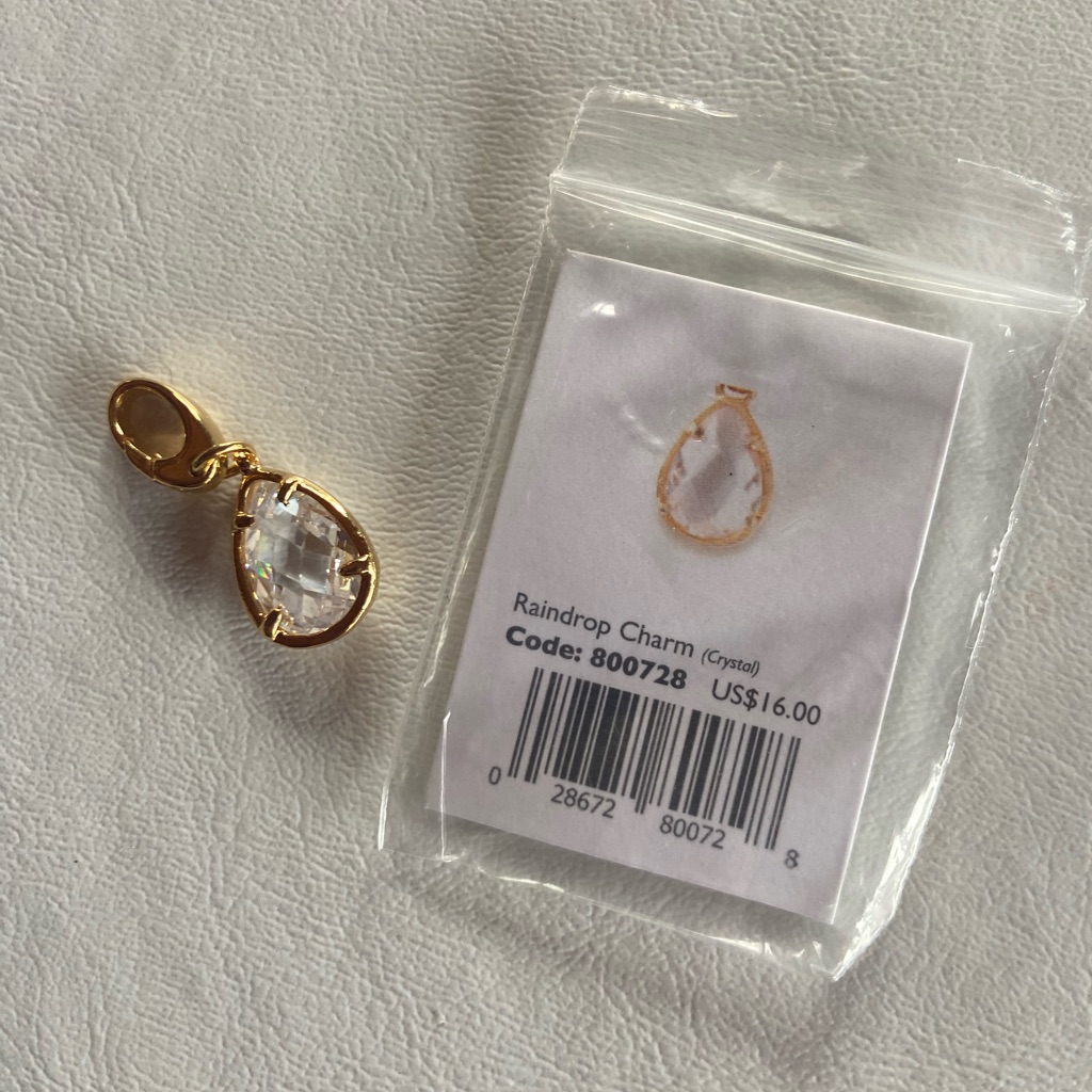 Spartina 449 Raindrop Charm 16$